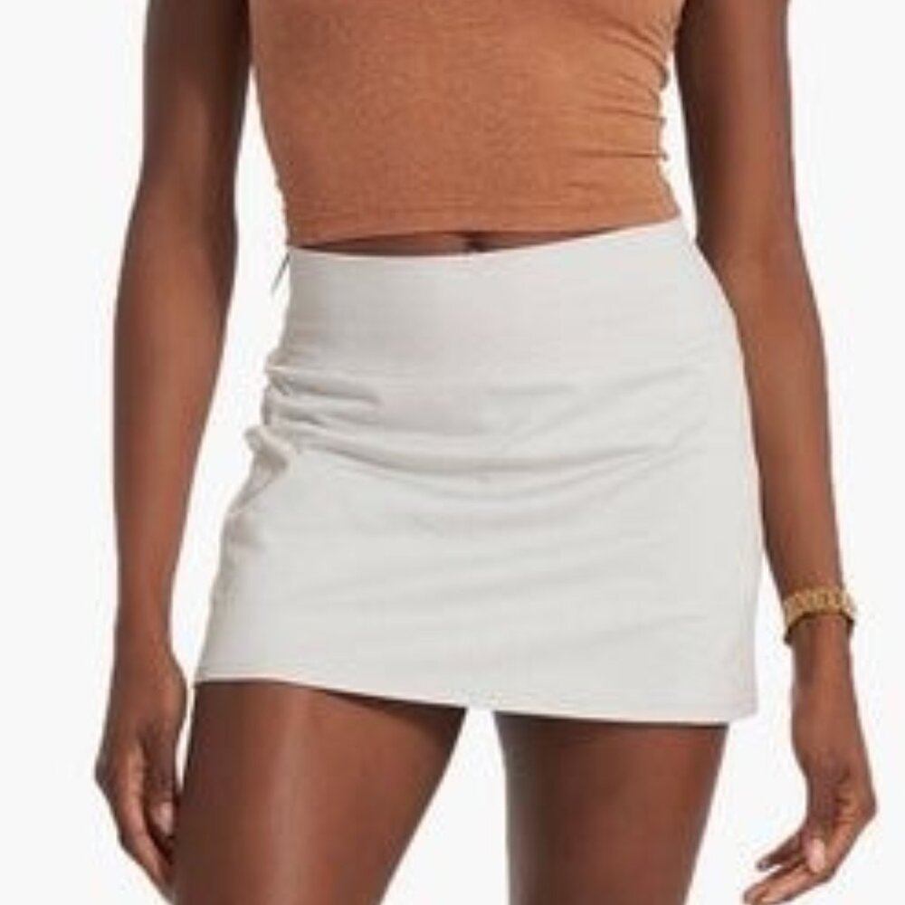 Vuori Women's Halo Performance Skirt Salt Heather Large